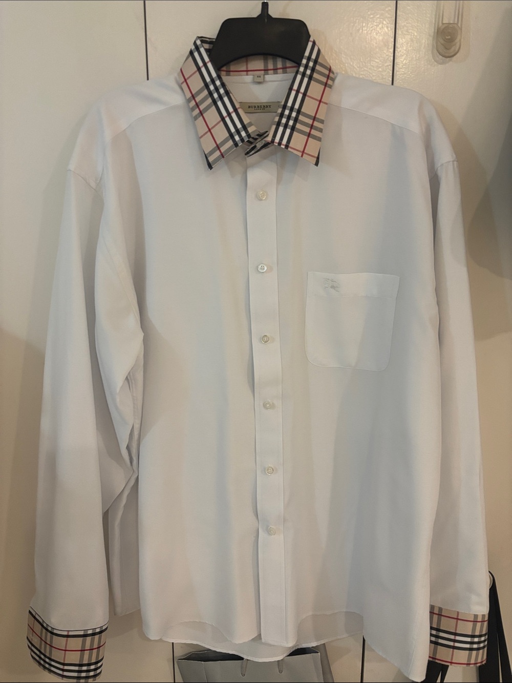 Burberry White Dress Shirt with Signature Check Collar & Cuffs,44